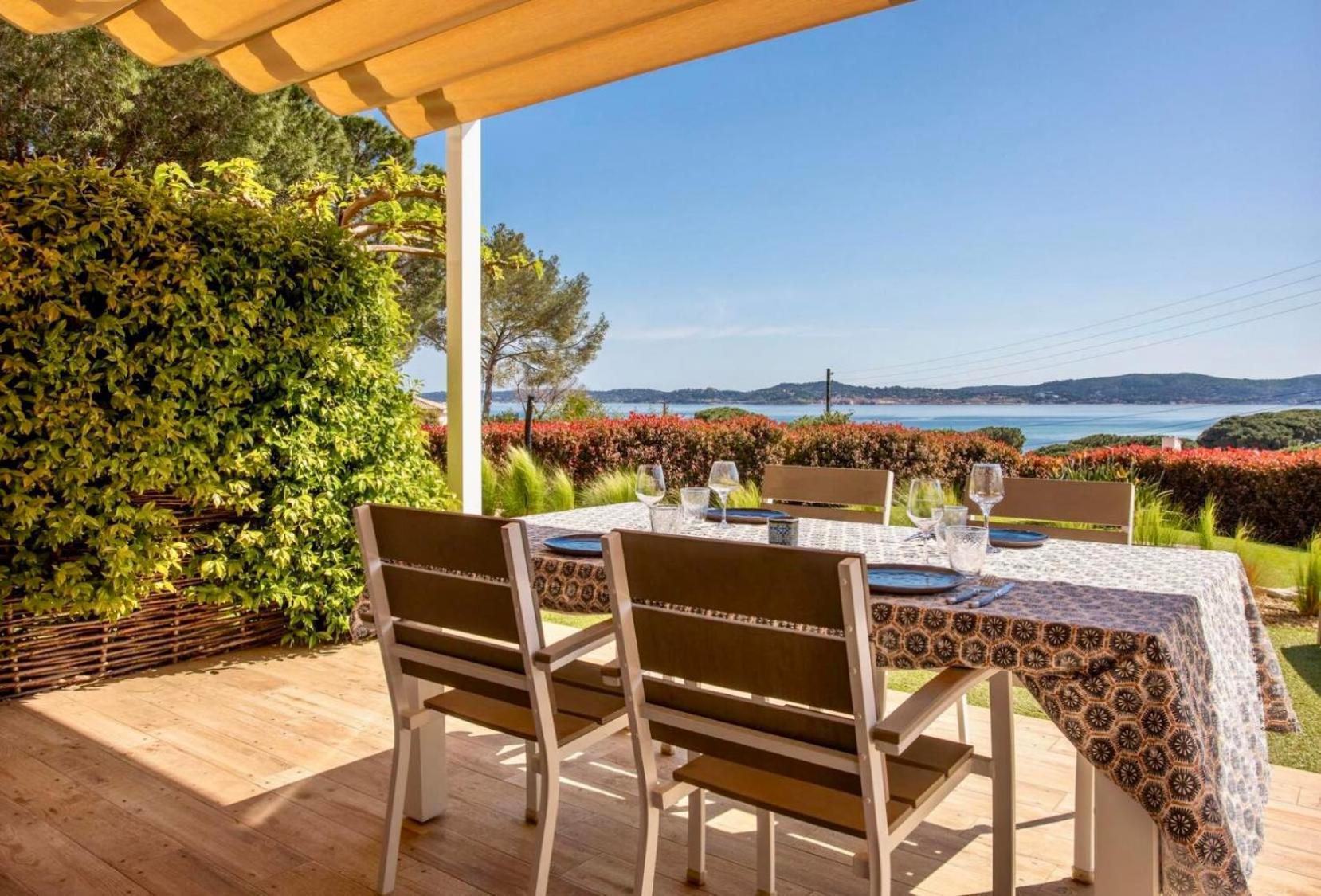 La Bastide Du Soleil Lägenhet Sainte-Maxime Rum bild
